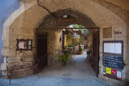 La Prevote - Particulier & Restaurant 3*